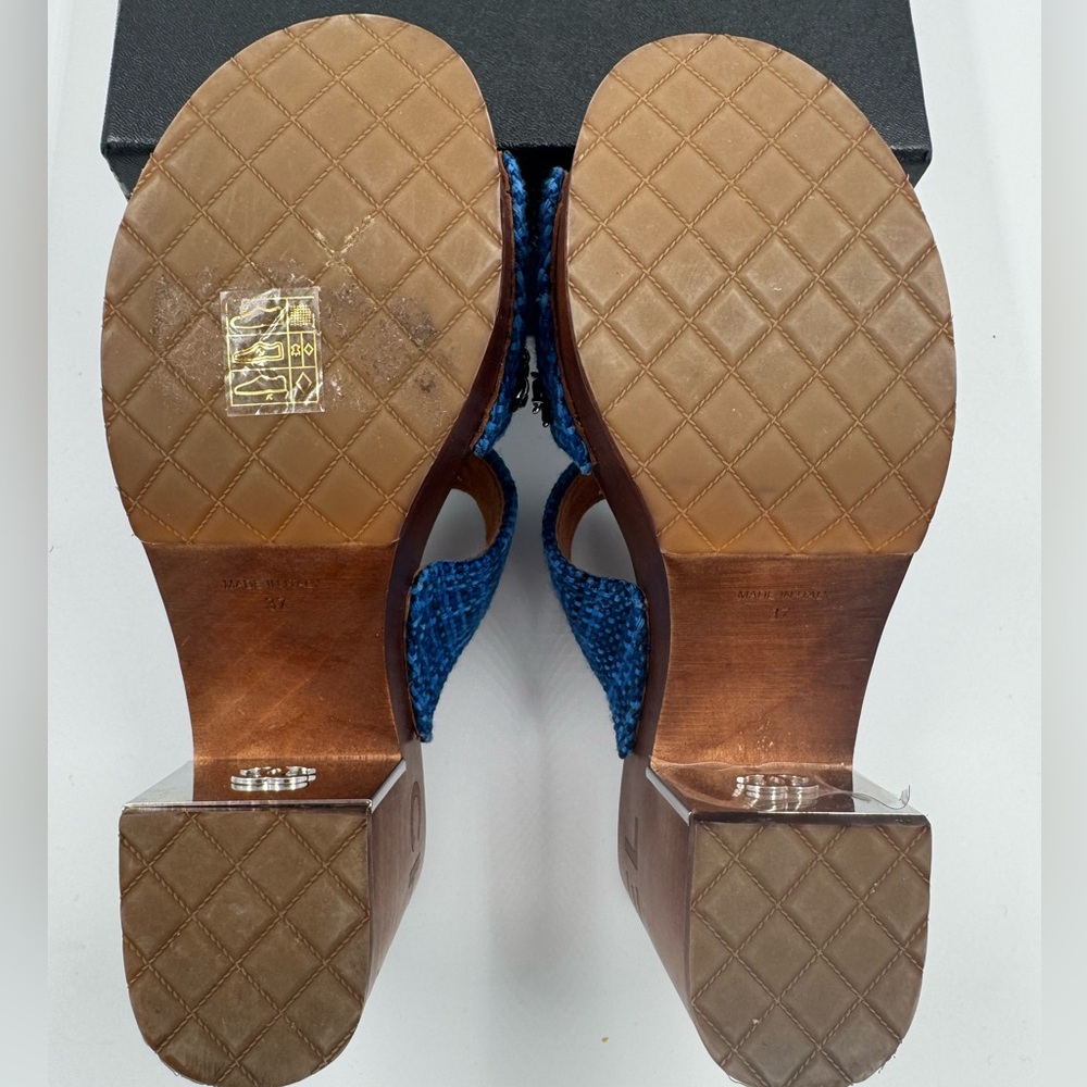 Chanel Mules 💓 - Picture 10 of 14